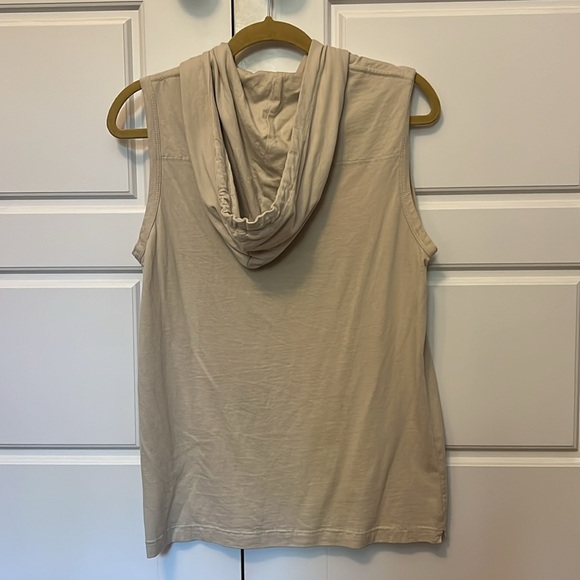 Sleeveless hooded shirt from French Connection - Picture 3 of 3